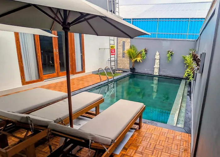 Villa Dua Warna Dencarik Lovina